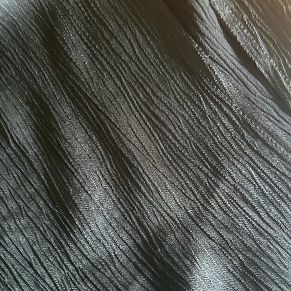 Smash + Tess M black textured fabric long sleeve maxi dress with side zipper - Picture 12 of 13